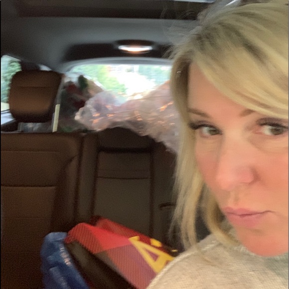 Meet your Posher, Beverly - Picture 1 of 1